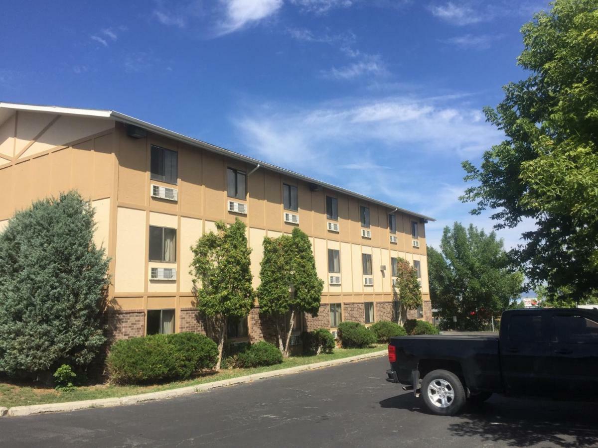 Motel Super 8 By Wyndham Helena Esterno foto